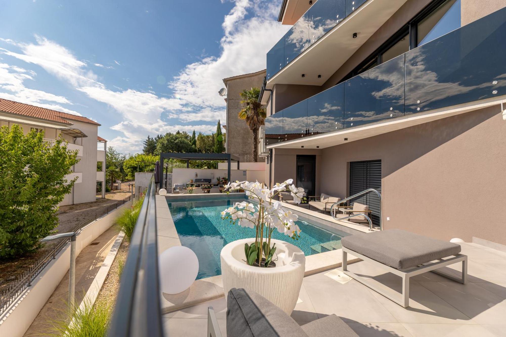 Villa Aurea Apartments Malinska De Luxe ภายนอก รูปภาพ
