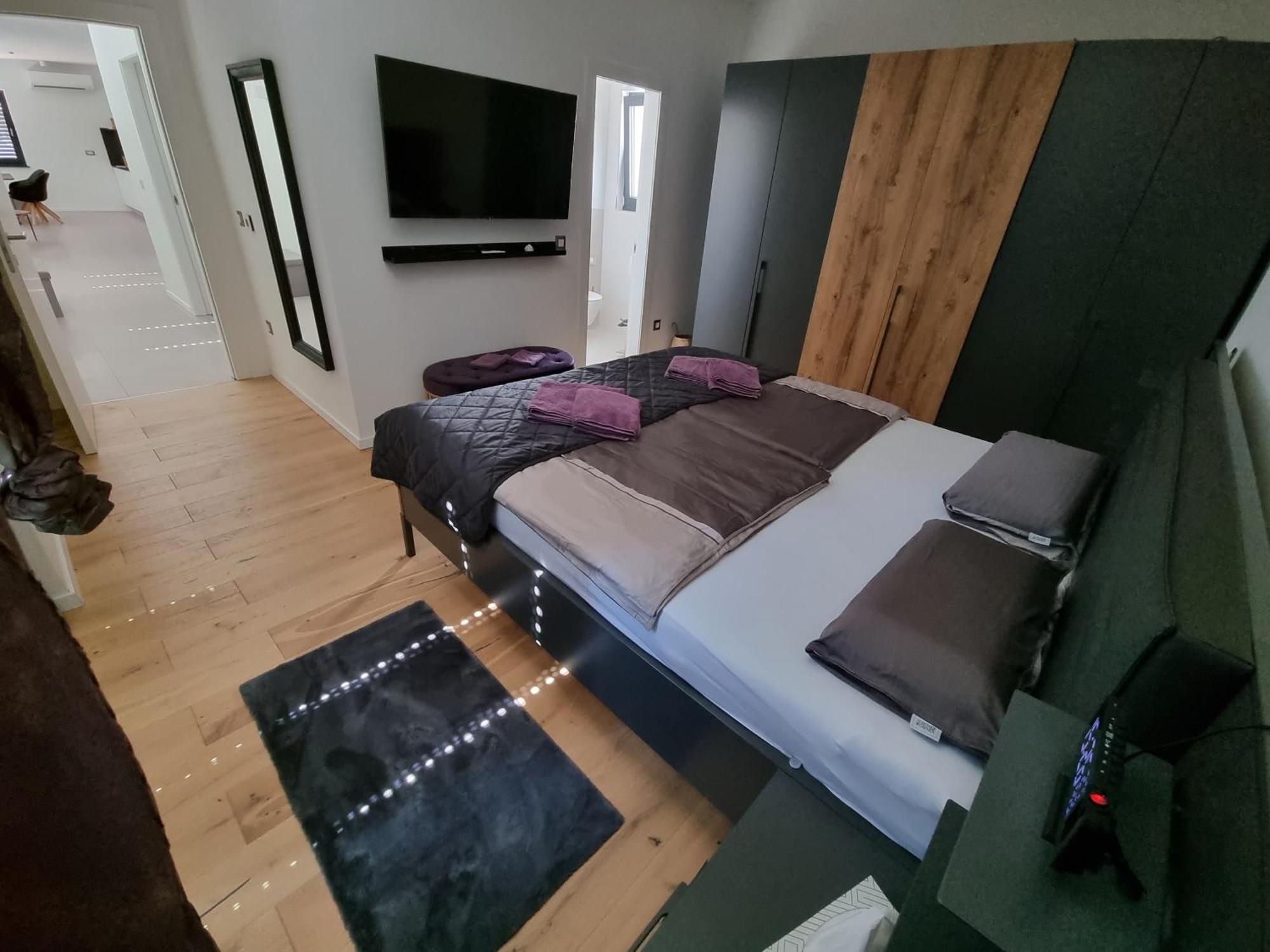 Villa Aurea Apartments Malinska De Luxe ภายนอก รูปภาพ