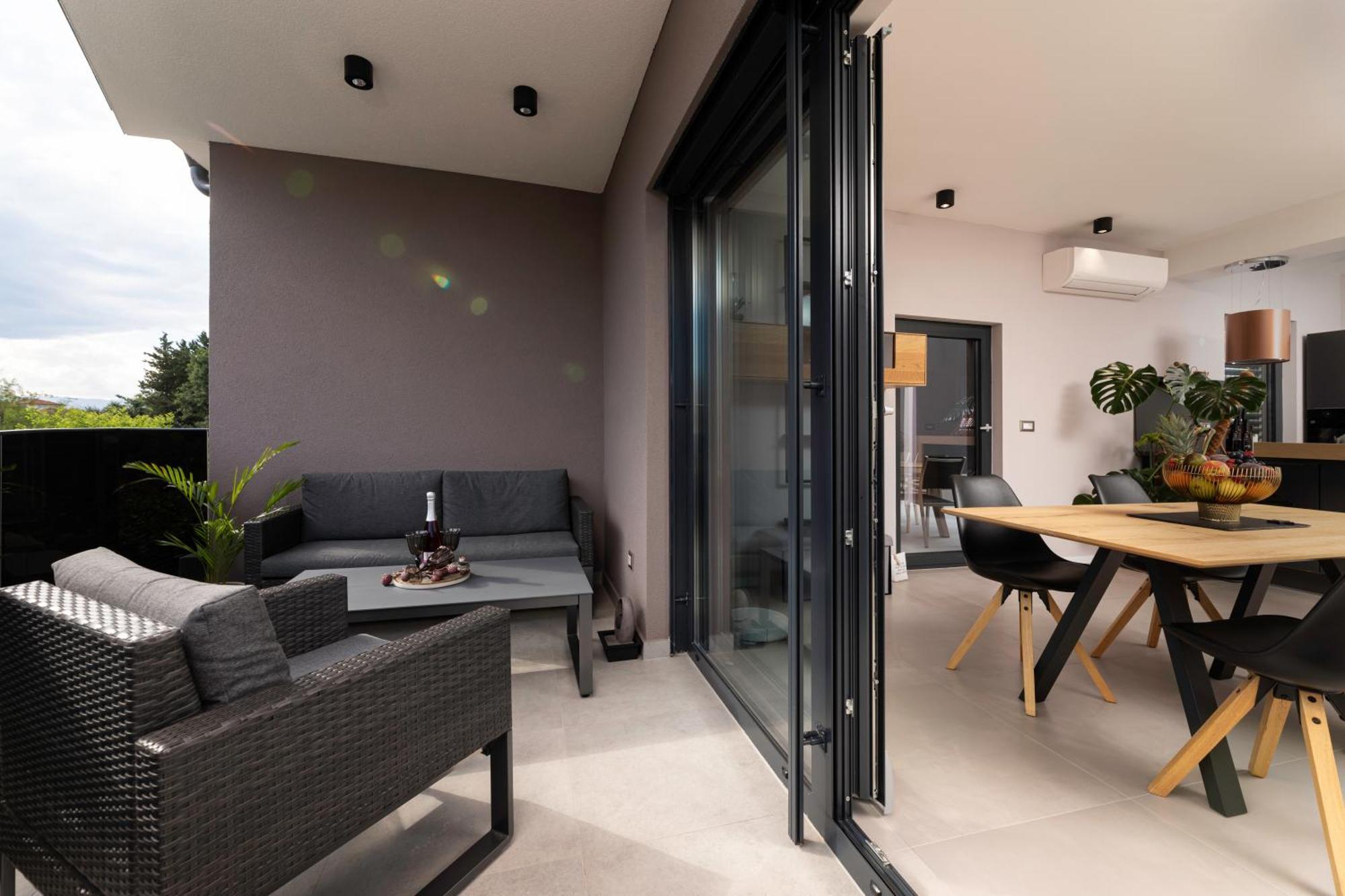 Villa Aurea Apartments Malinska De Luxe ภายนอก รูปภาพ