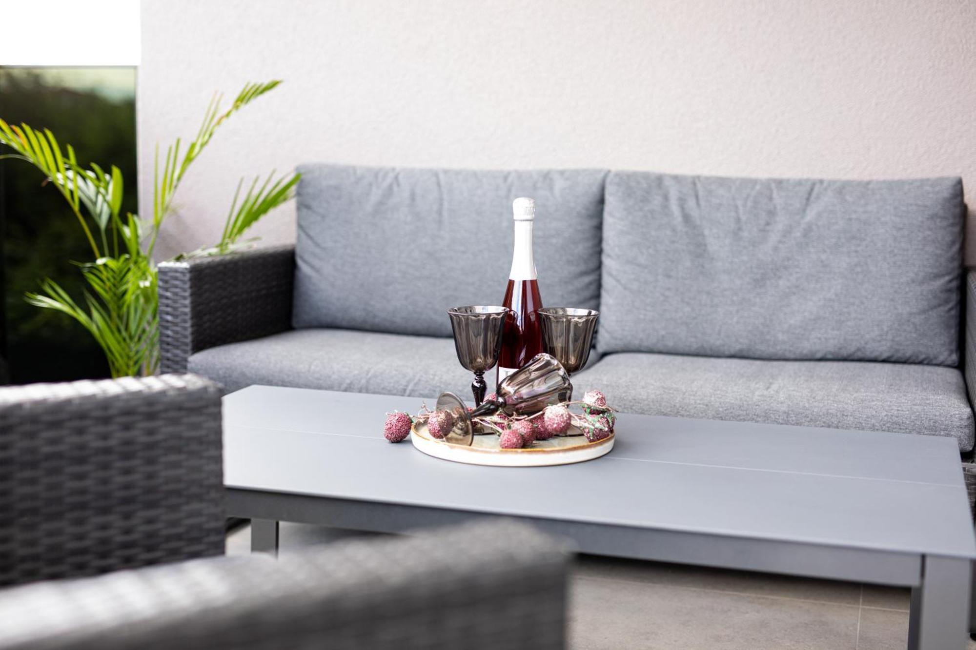 Villa Aurea Apartments Malinska De Luxe ภายนอก รูปภาพ