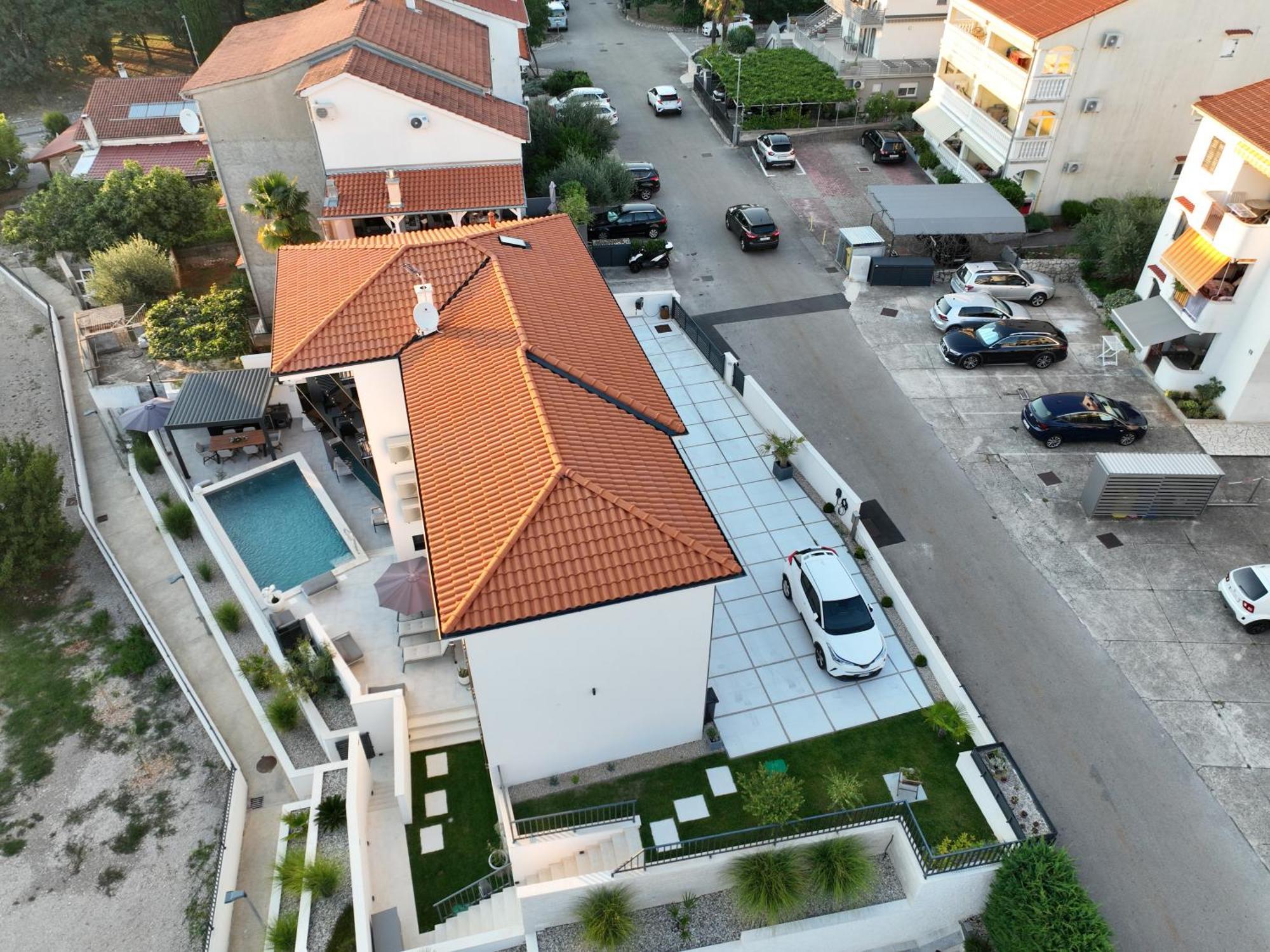 Villa Aurea Apartments Malinska De Luxe ภายนอก รูปภาพ