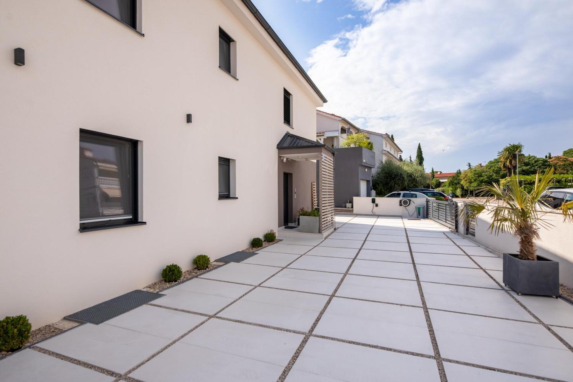 Villa Aurea Apartments Malinska De Luxe ภายนอก รูปภาพ