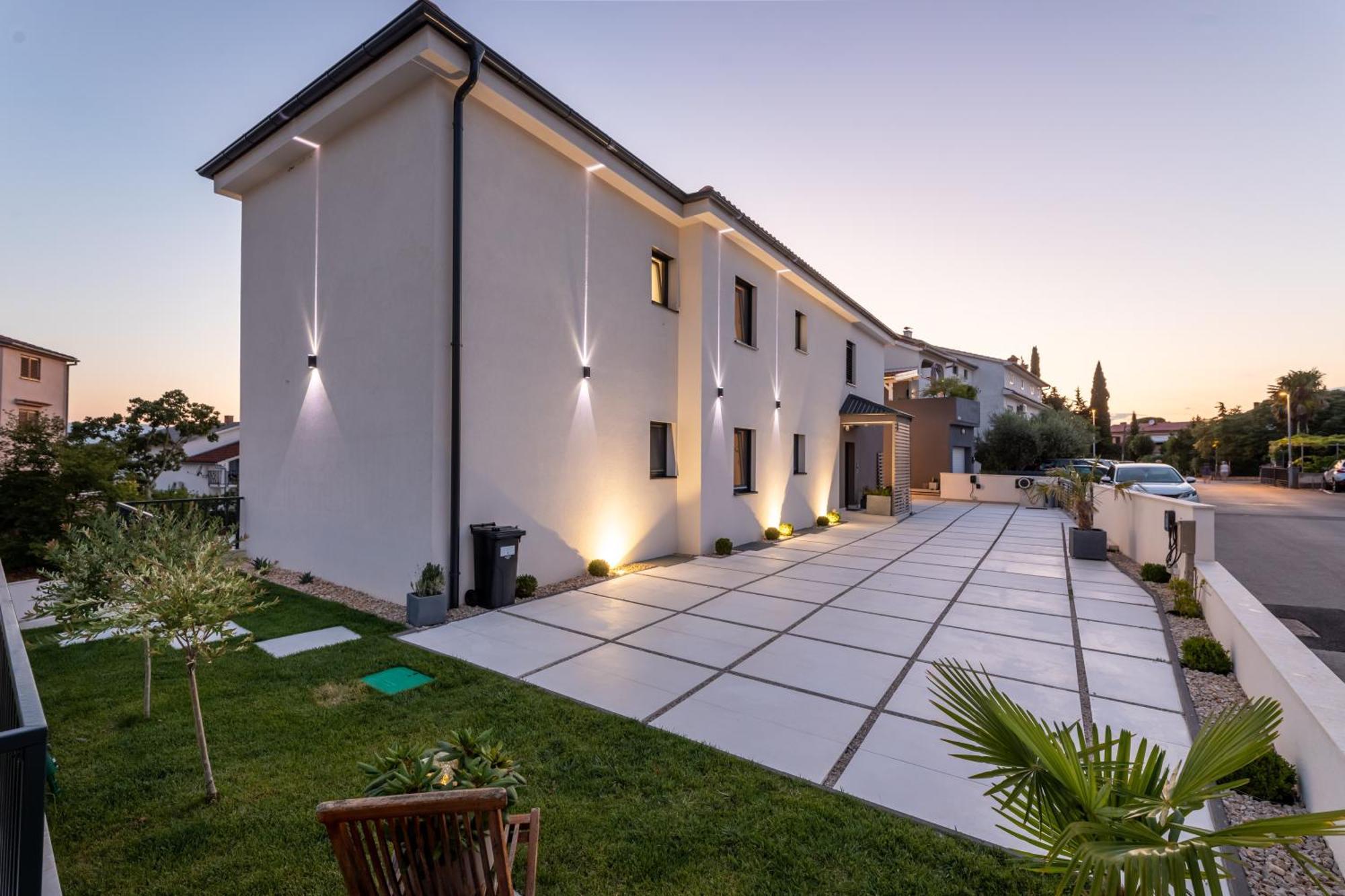 Villa Aurea Apartments Malinska De Luxe ภายนอก รูปภาพ